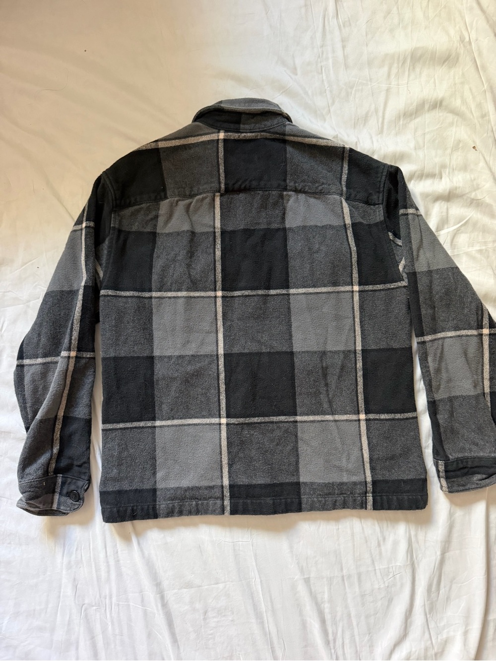 Abercrombie & Fitch Heavyweight Shirt Jacket Flannel Gray Plaid Soft AF Medium - Picture 3 of 8